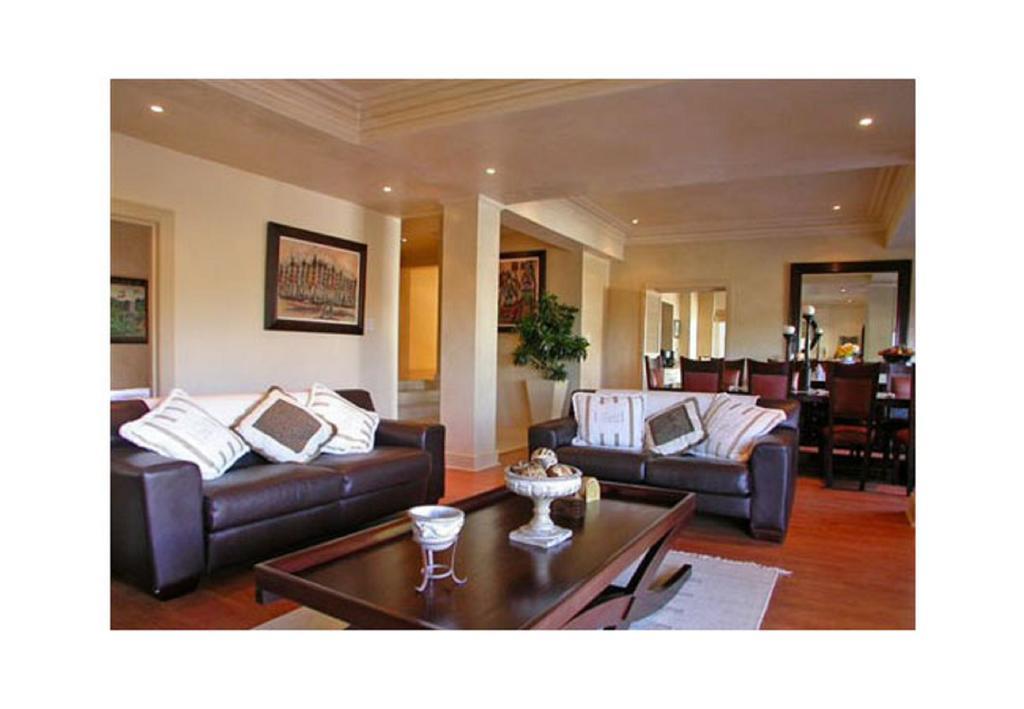 Beachside Villa & Penthouse Cape Town Exterior photo
